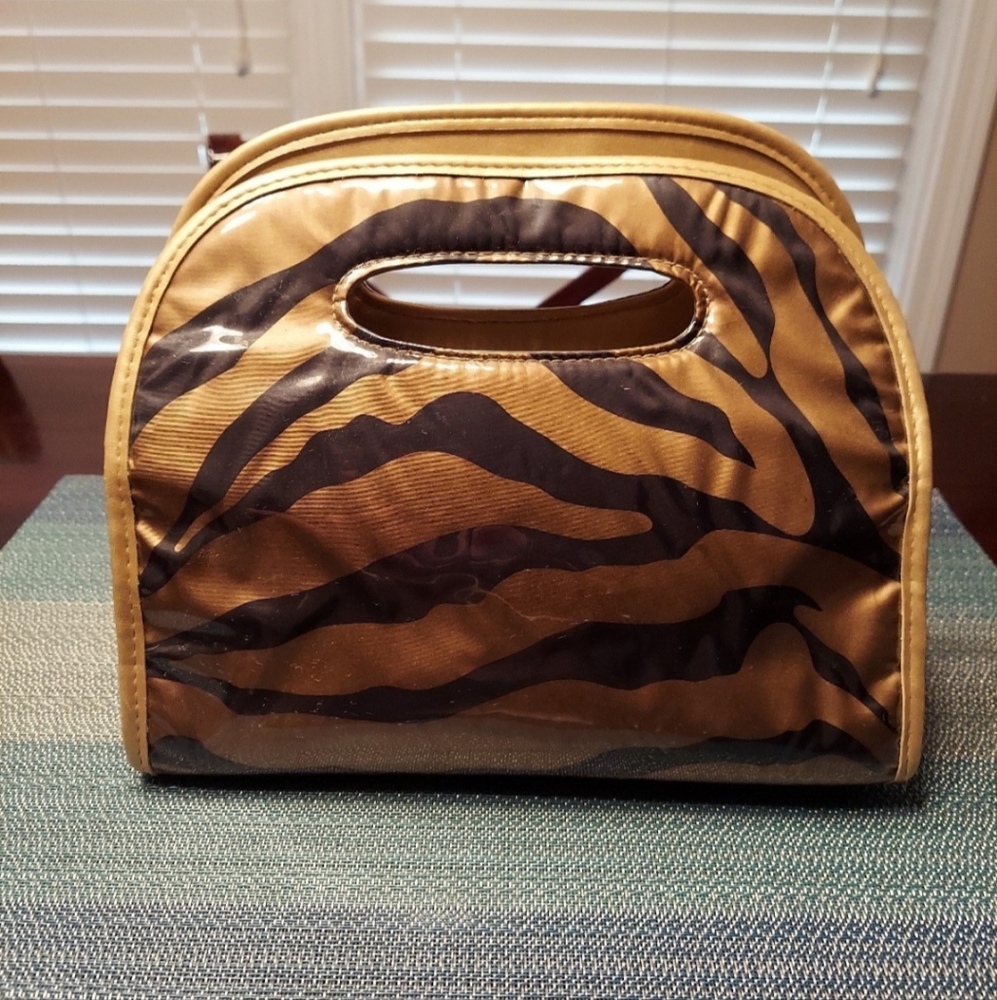 Y2K Nordstrom Exclusive Vintage XL Clutch Makeup Pouch Toiletry Bag Zebra EUC!